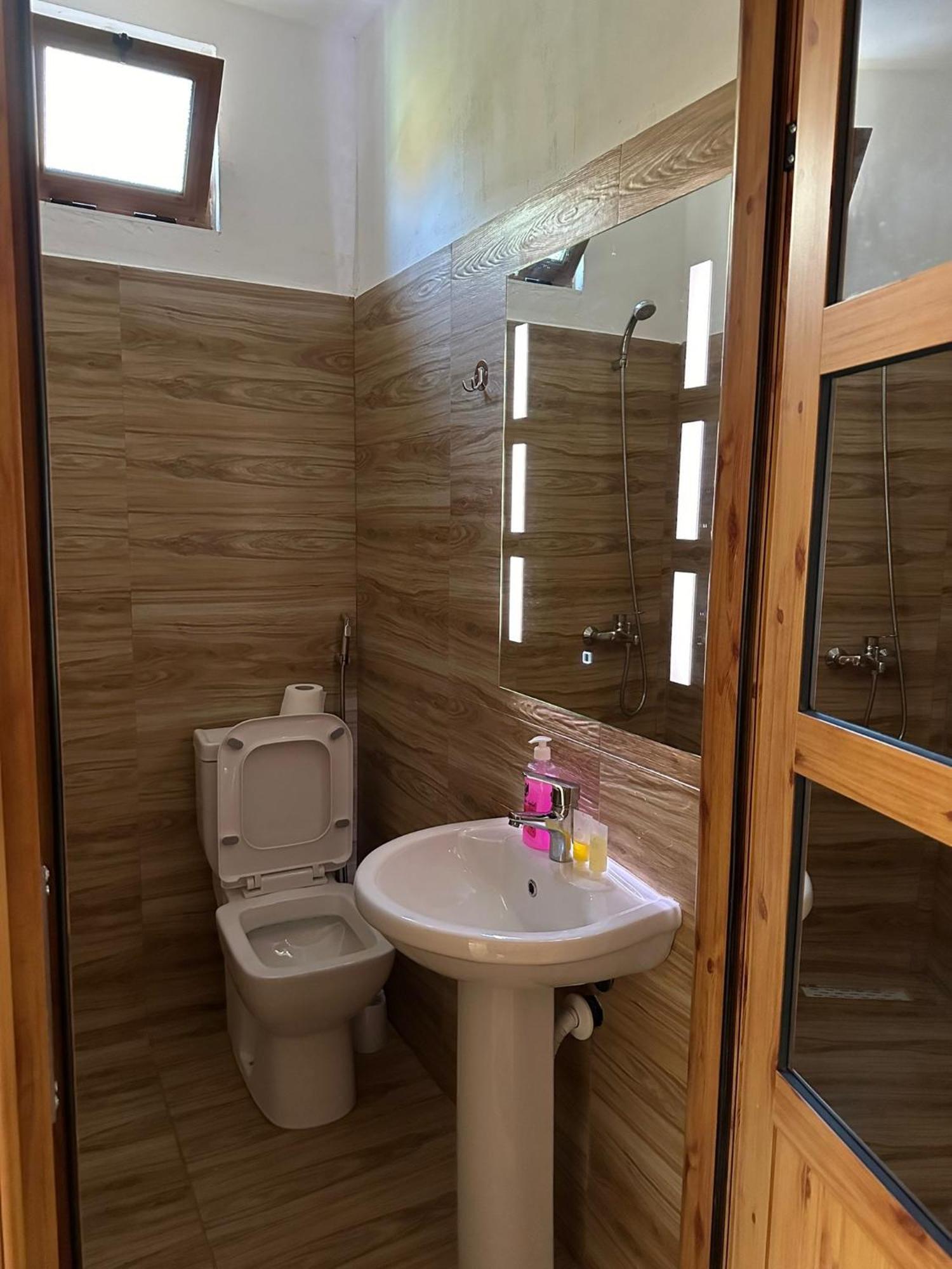 Alimeti Guesthouse Берат Экстерьер фото