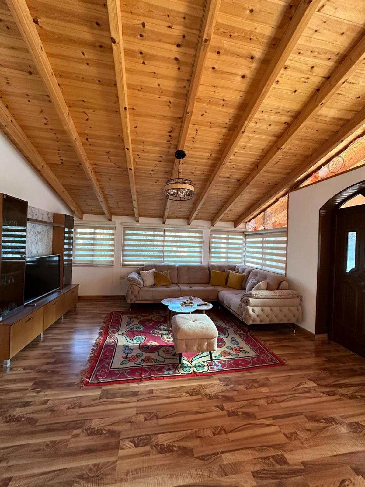 Alimeti Guesthouse Берат Экстерьер фото